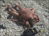 Full of fuck cutie gets cocked up on a shingle beach
